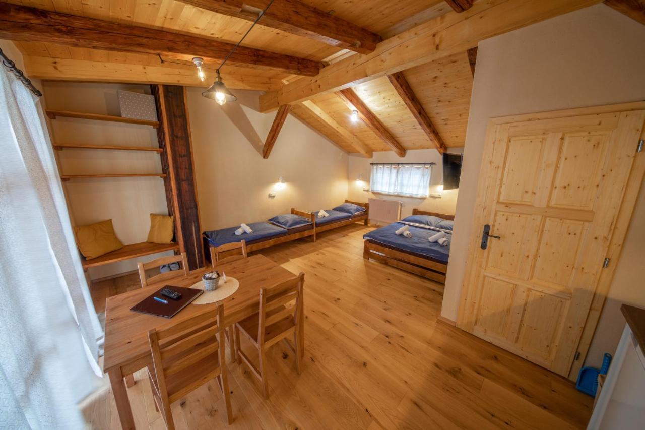 Apartment Ve Mlyne Teplice nad Metuji Ngoại thất bức ảnh
