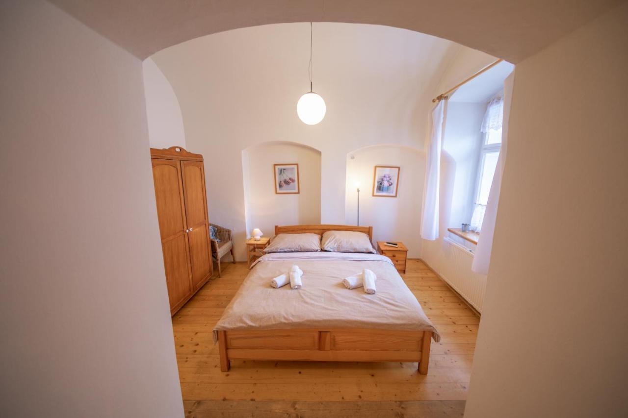 Apartment Ve Mlyne Teplice nad Metuji Ngoại thất bức ảnh
