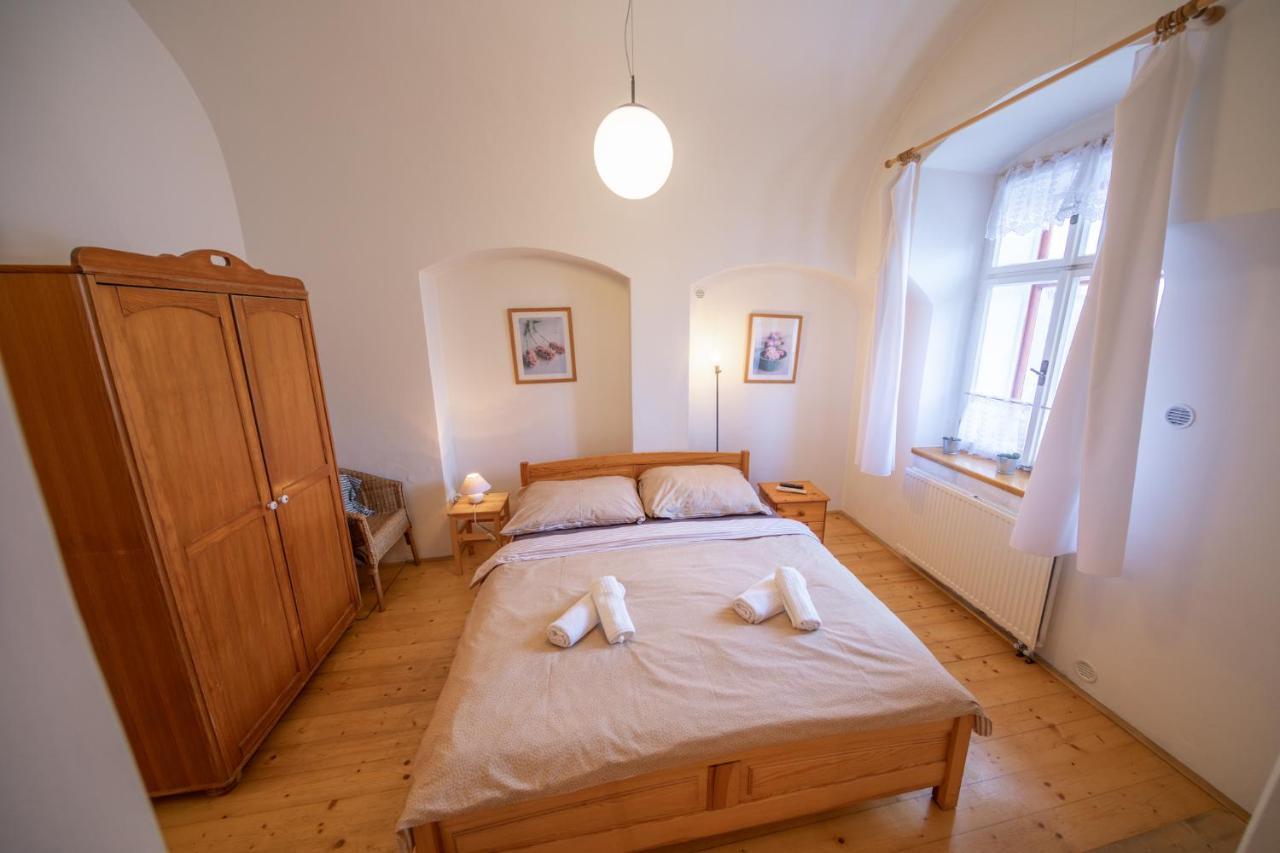 Apartment Ve Mlyne Teplice nad Metuji Ngoại thất bức ảnh