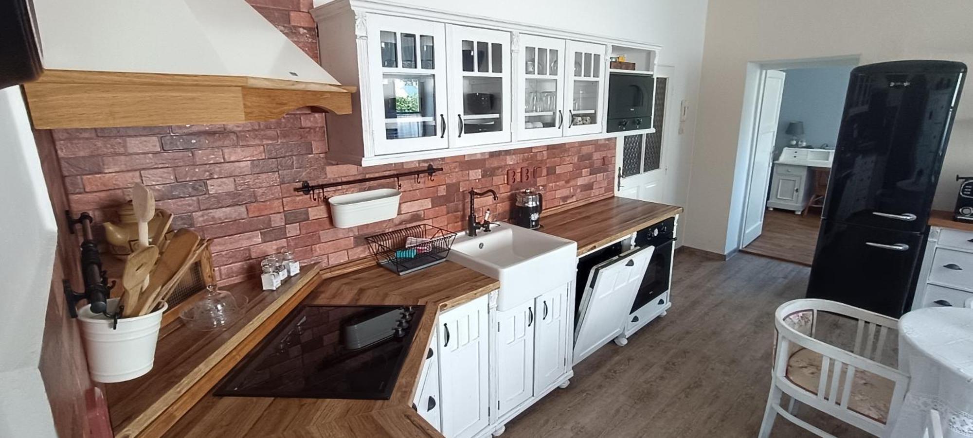 Apartment Ve Mlyne Teplice nad Metuji Phòng bức ảnh